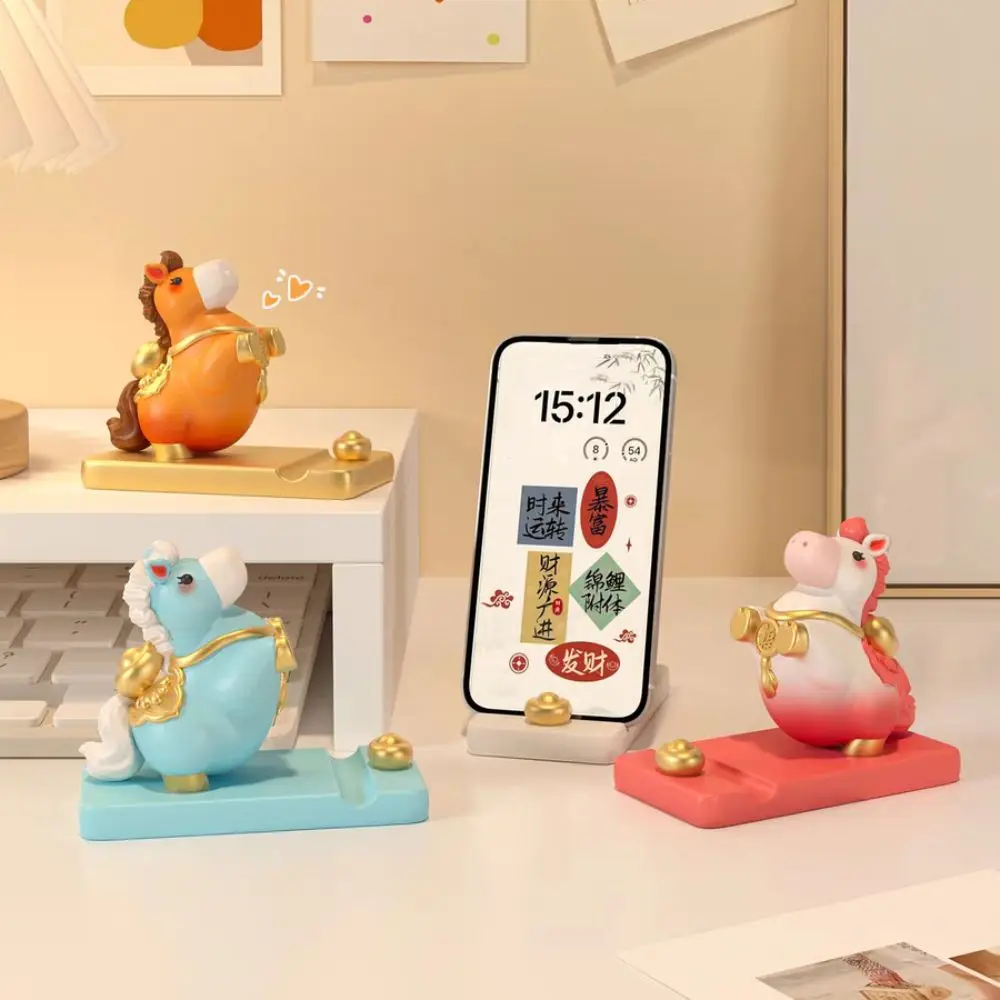 الحصان التميمة زودياك المهر حامل هاتف المهر شكل الراتنج حامل هاتف المحمول 2026 الحصان سنة صغيرة حلية حامل جوّال بلاستيكي الخليوي #1