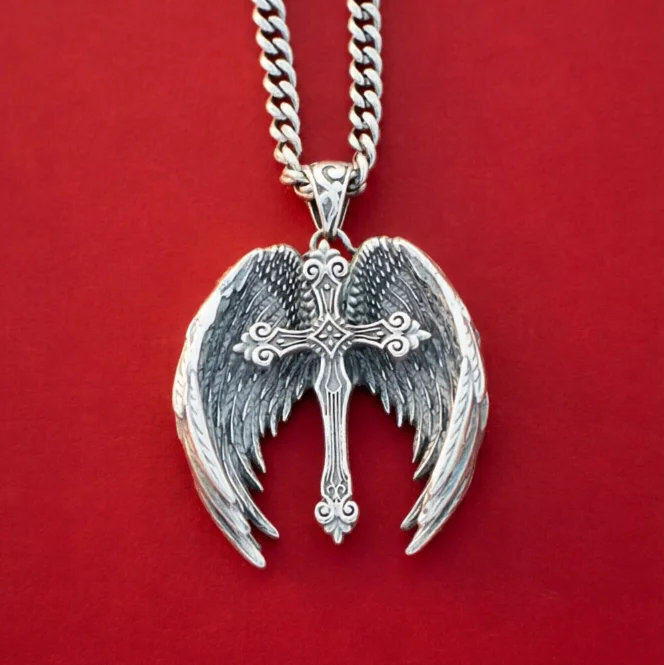Wholesale Thai silver retro personality 925 sterling silver necklace wings of men and women angels cross pendant ornaments
