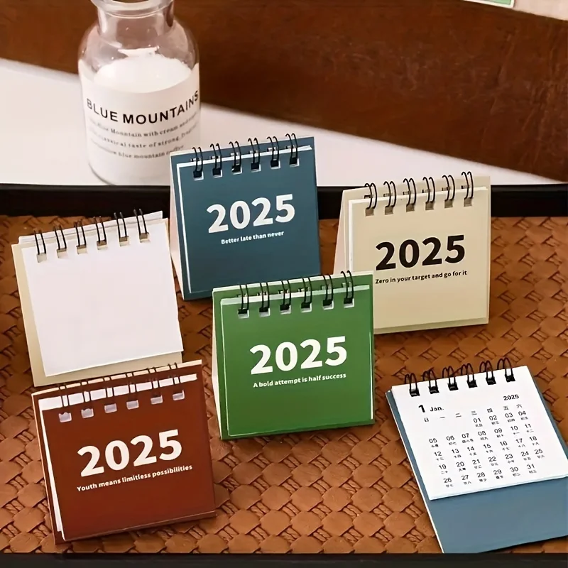 Mini Desktop Calendar (Random Colors), 2025 Mini Portable Pocket Calendar Suitable for Home Office