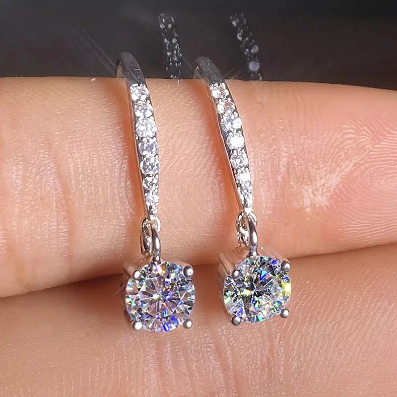 Huitan Klassische Damen-Ohrringe mit funkelndem Zirkonia, silberfarben, luxuriöse Braut-Ohrringe, Hochzeit, Party, Ewigkeit, Schmuck