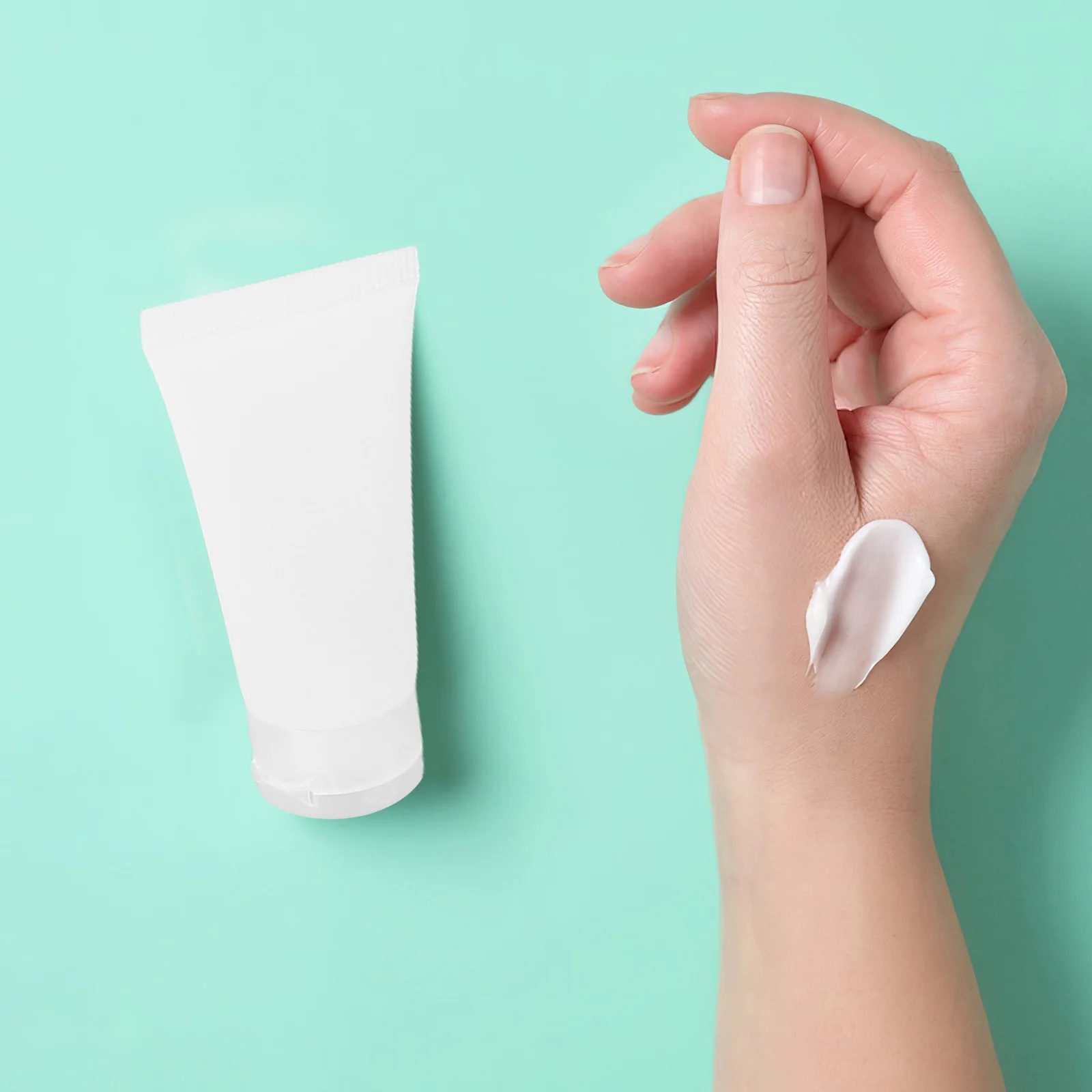 8 قطع من زجاجات توزيع أنبوب السفر قابلة لإعادة الملء ومضادة للتسرب ومحمولة لحاويات شامبو كريم الغسول 20 مل #1