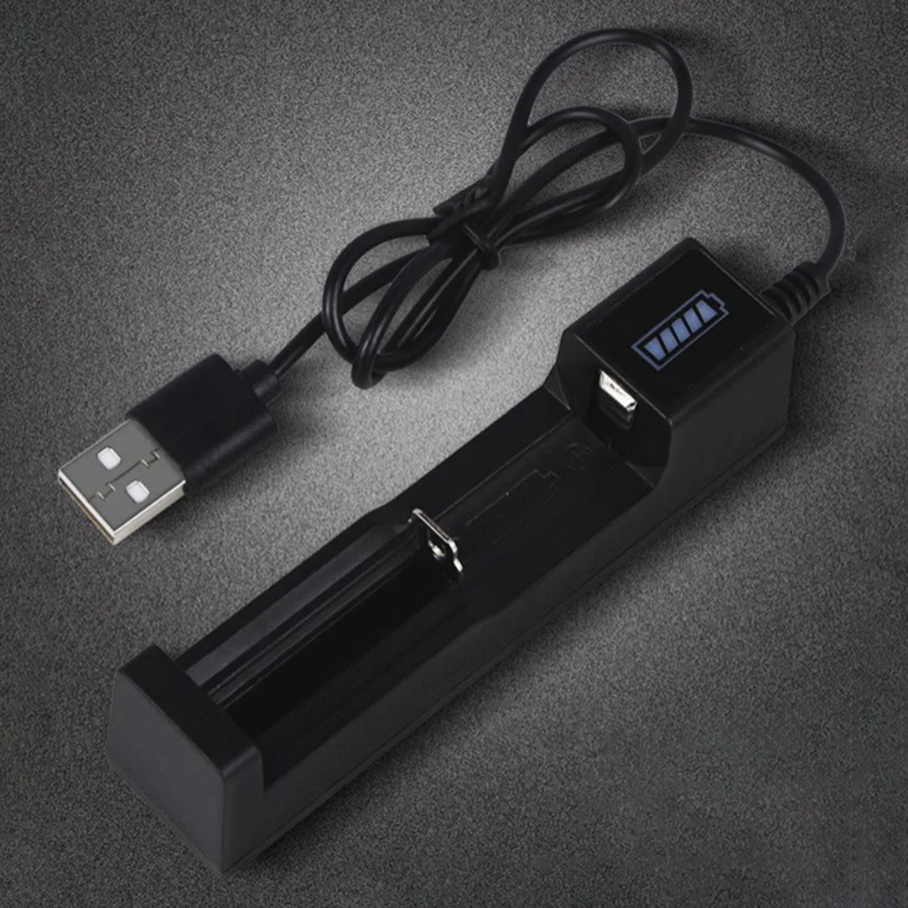 Universal 18650 Battery Charger Smart USB Chargering for Rechargeable Lithium Battery Charger Li-ion 18650 26650 14500 17670