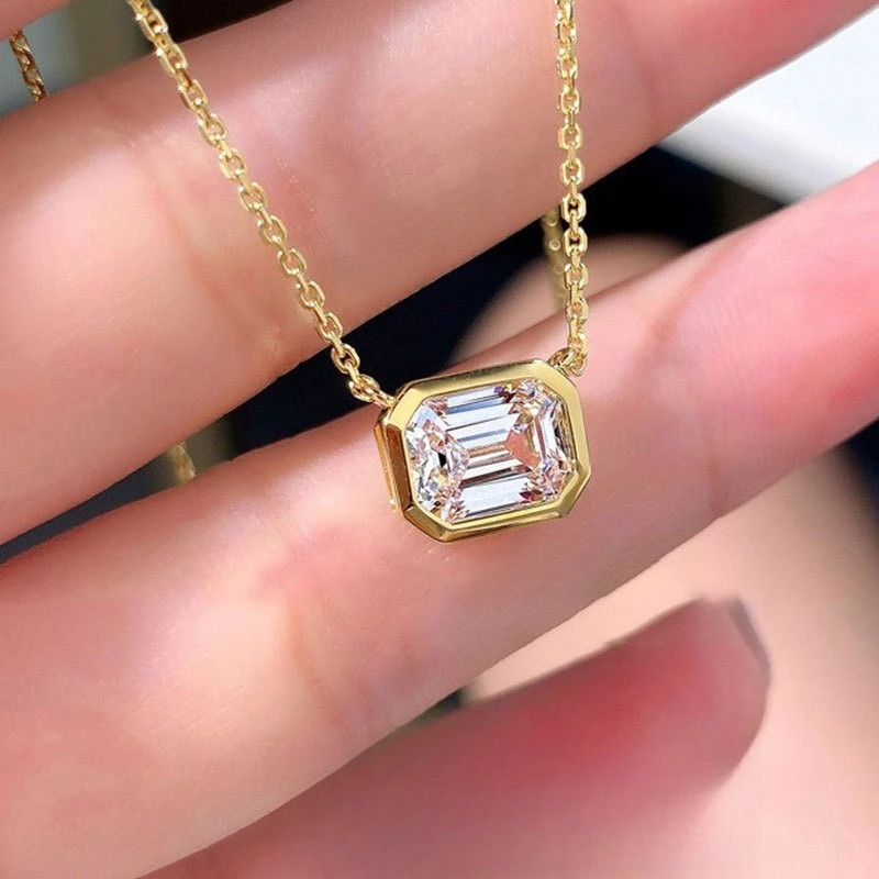 A 925 Sterling Silver Square Pendant Necklace, 5cm X 7cm, with A 1-Carat Moissanite.