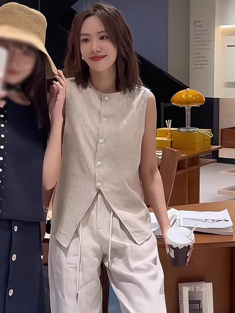 

Fashionable Button-Up Sleeveless Vest 2026 New Design Sensation Youthful Casual Slimming Top Commute Style round Neck Pure Color