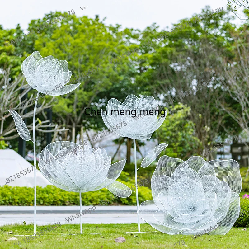 Outdoor wrought iron hollow flower sculpture stainless steel leaf lily petal ornament