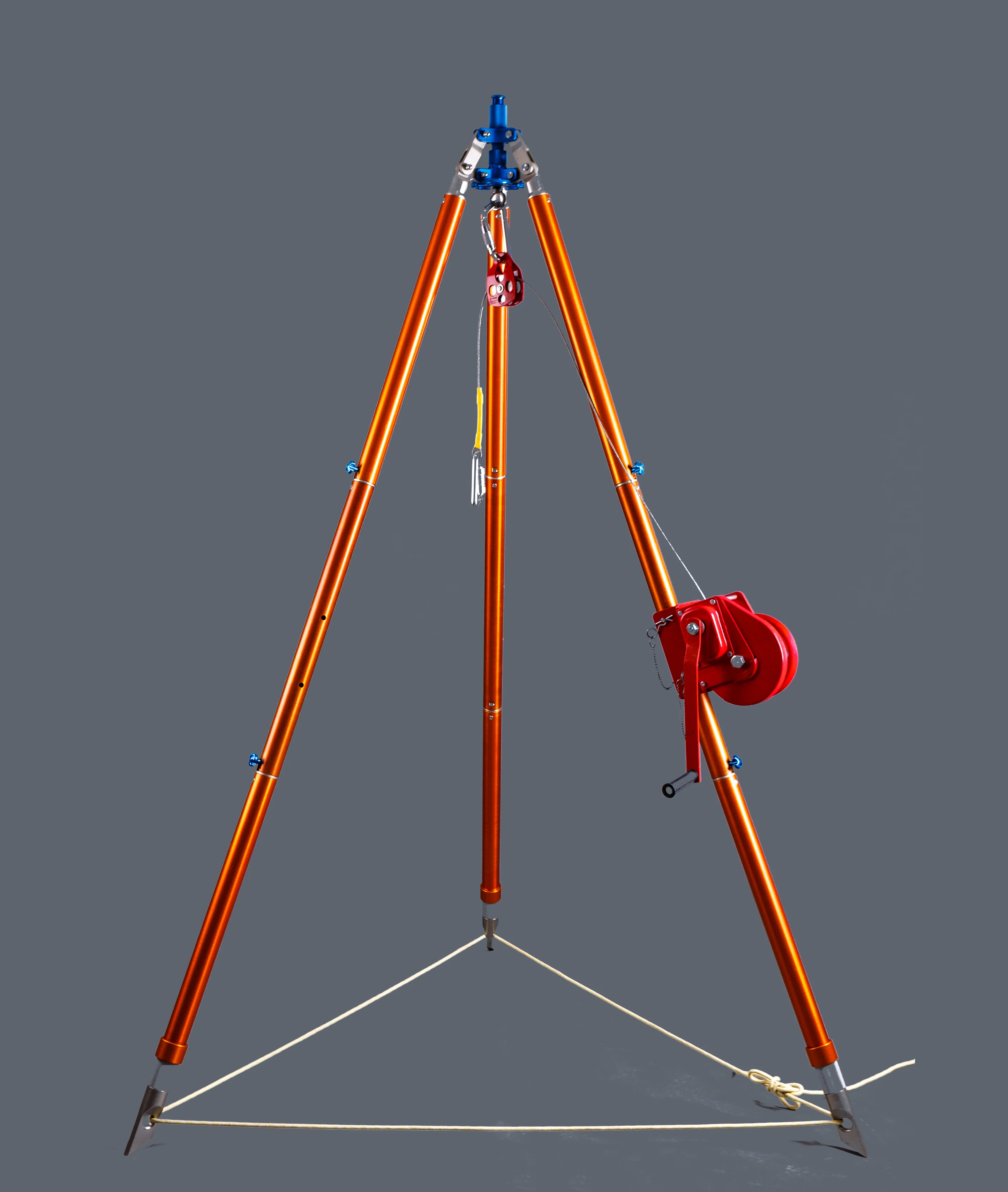 Emergency Firefighting Equipment & Accessories-Rescuable Tripod Device