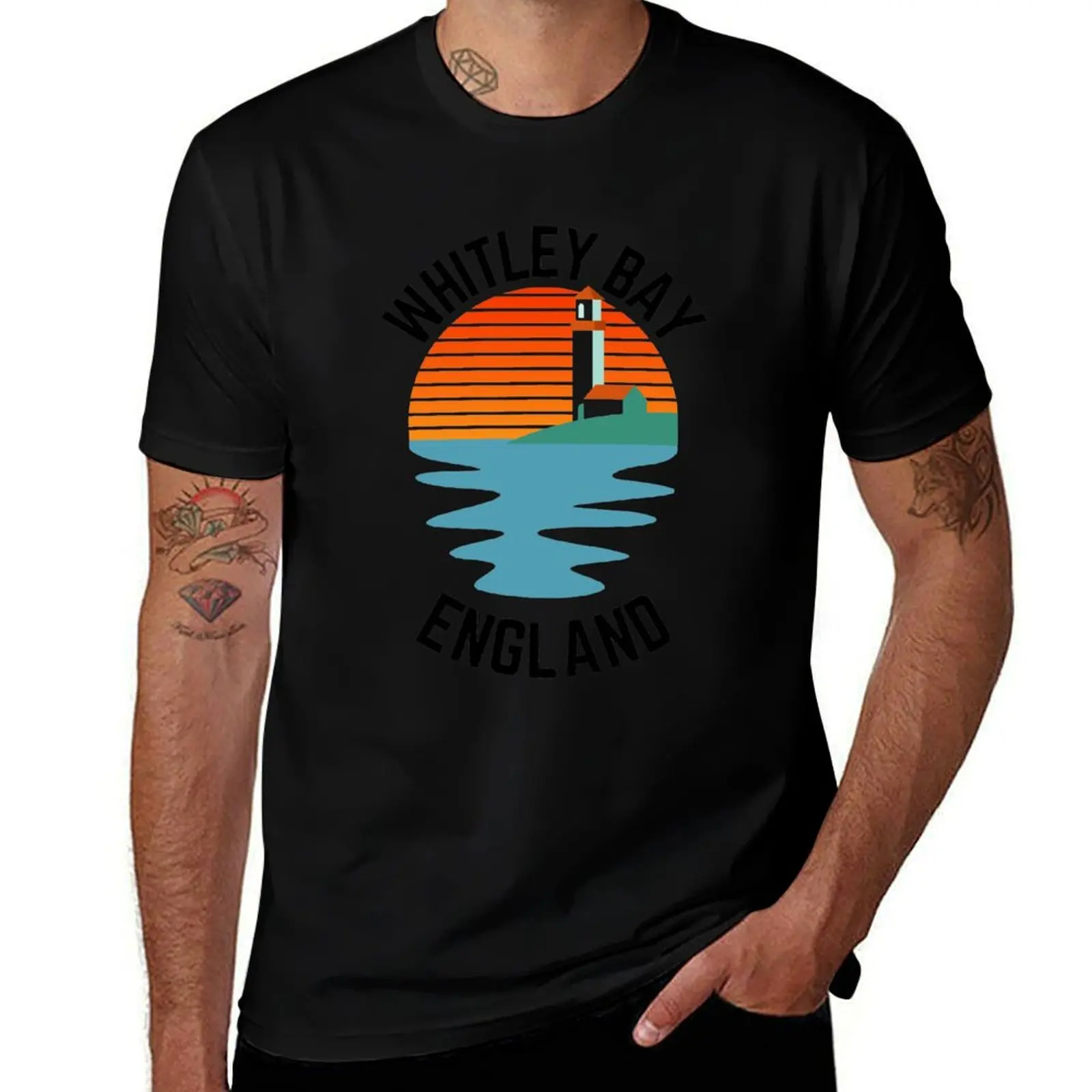 Whitley Bay Sunset Sea Lighthouse England T-Shirt Big and Tall Casual T-Shirt