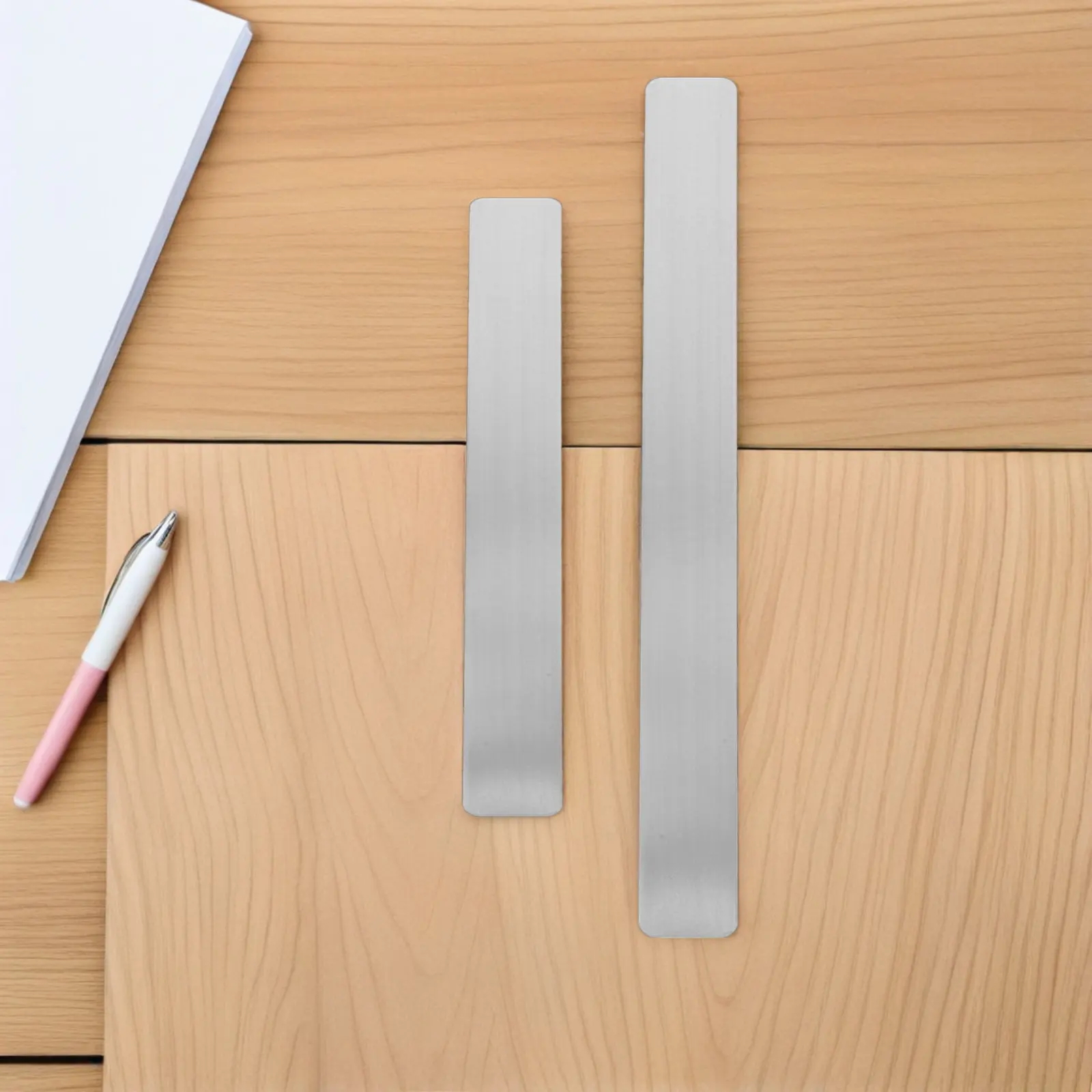 

2Pcs Adhesive Backing Metal Strips for Magnets Sturdy Iron Bulletin Board Strip Photo Wall Notes Memos Display Home Office