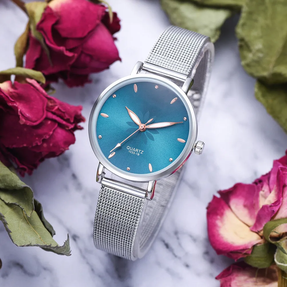 1 Piece Quartz Women Watch Luxury Mesh Alloy Bracelet Elegant Simple Design Scratch Resistant Glass Gift for Her Green