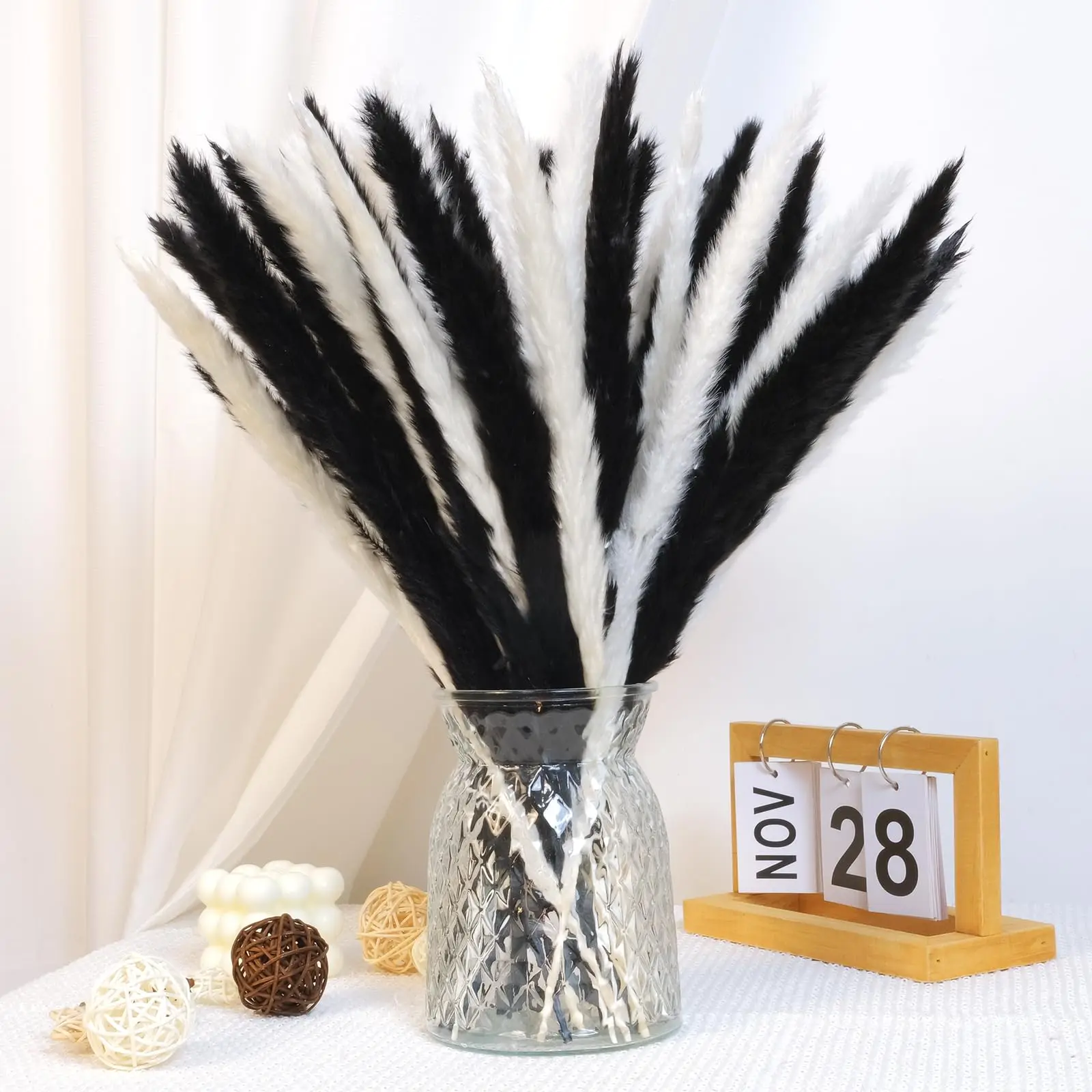 

Pampas Grass Bouquet 30PCS(White 15PCS,Black 15PCS) Reed Grass,Dried Flowers,Dried Plant Set for Home Wedding Decor and Gifting