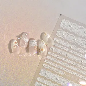 5d Relief Finamente elaborado Blanco Rosa Rosa Rayos Stripe Love Adhesivo Adhesivo Arte de uñas Decisitas Manicura Belleza Charmas 10 mejores bordados de mariposa de ventas - №2