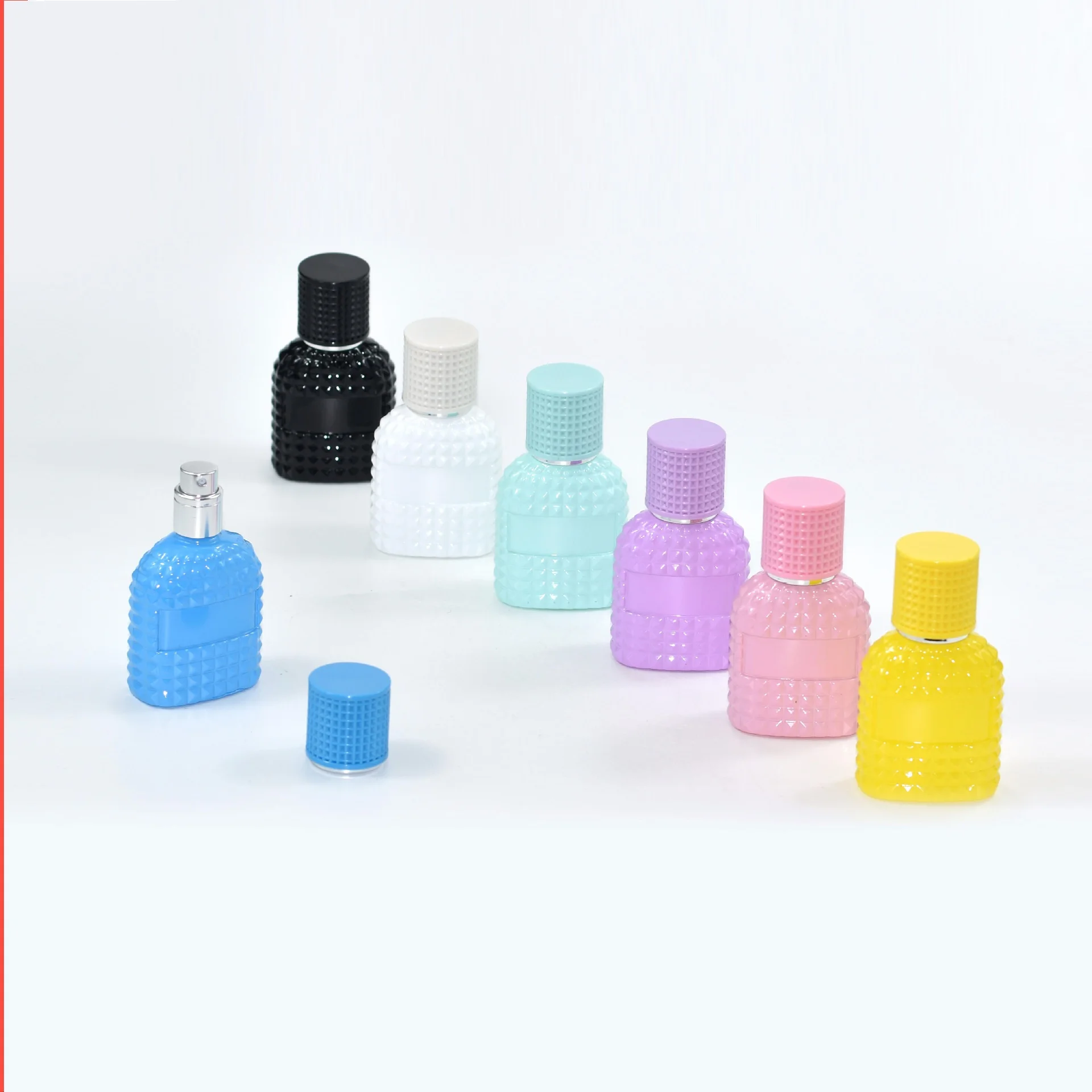 50Pcs 30ml Empty Glass Perfume Bottle Glass Spray Travel Bottle Colorful Fragrance Packaging Bottle