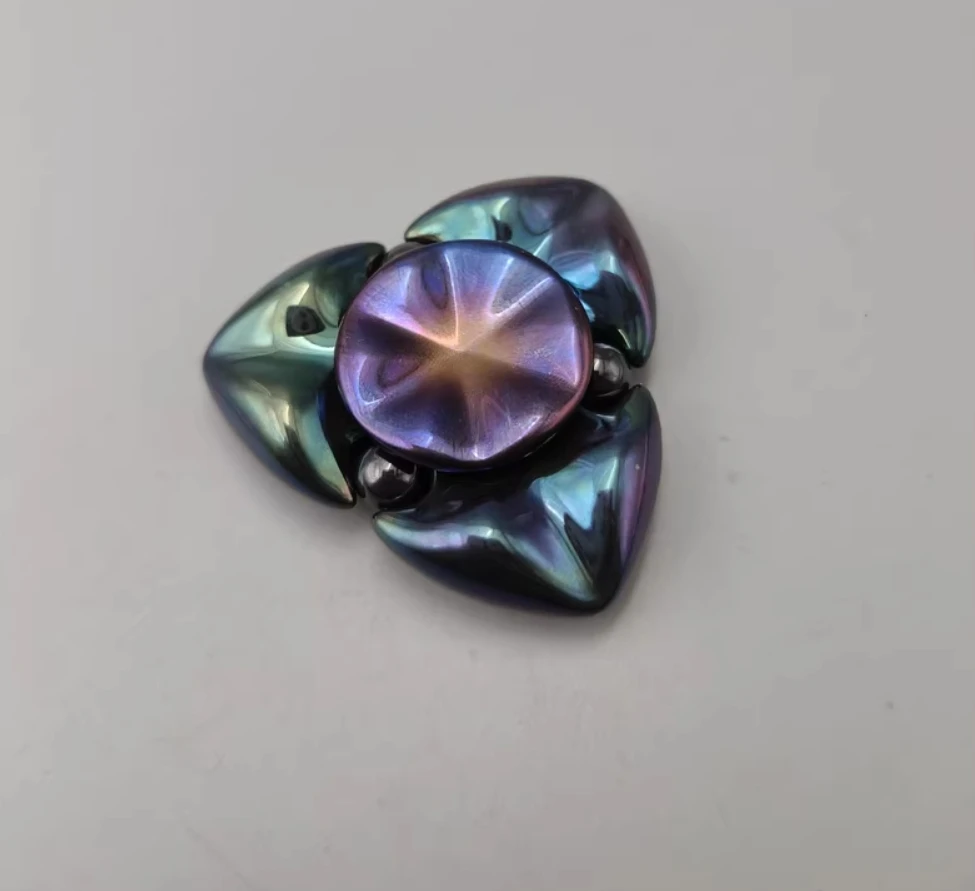 

Used EDC Rain Zirconium Rainbow Squid XL spinner Fingertip gyroscope Decompression toys
