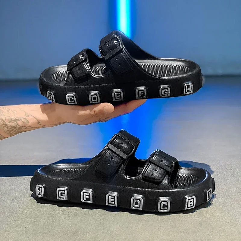 

Модная и простая. Удобная и дышащая новейшая обувь.