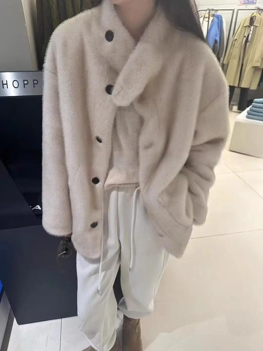 Faux Fur Elegant Coats Womens Vintage Fluffy Evening Mother Harajuku Hip Length Dark Placket Feminine Mink Crystal Patch Elastic