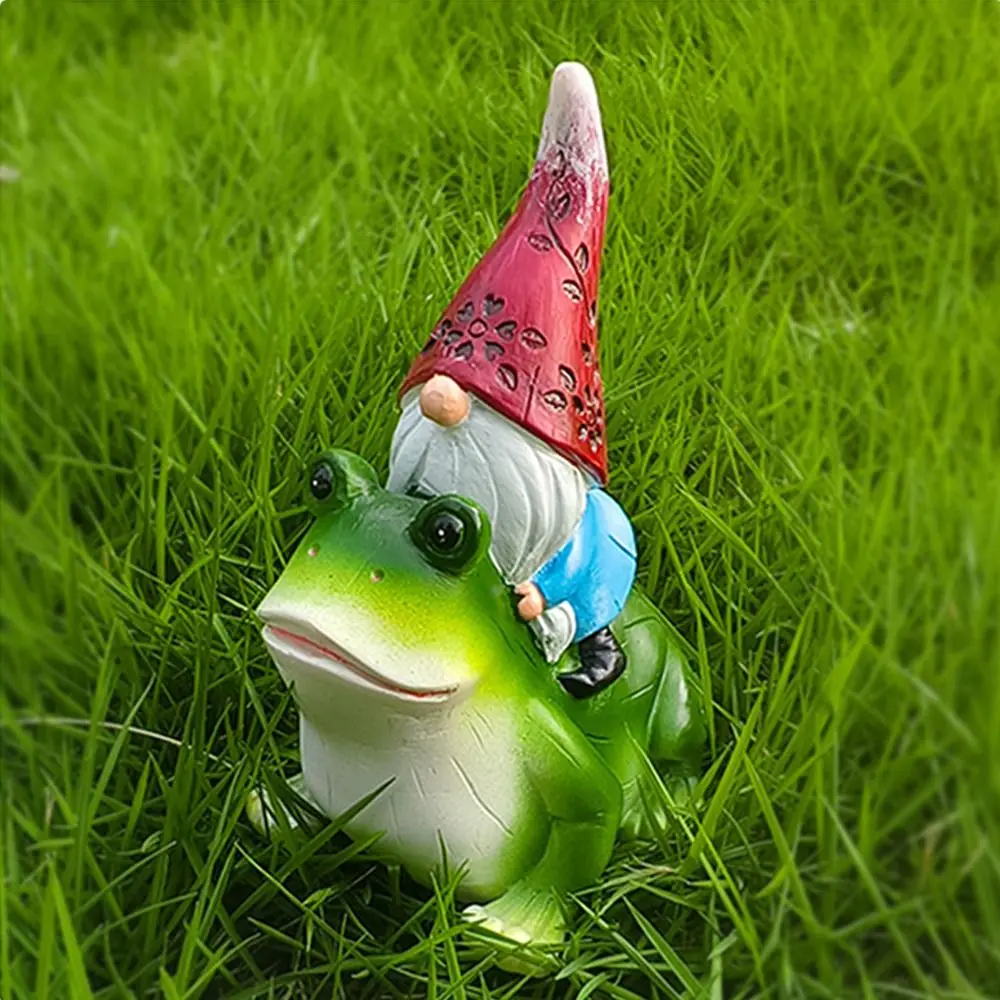 

Cartoon Gnome Riding Frog Statue Resin Crafts Handmade Garden Gnomes Figurine Funny Dwarf Sculpture For Gardens Courtyards