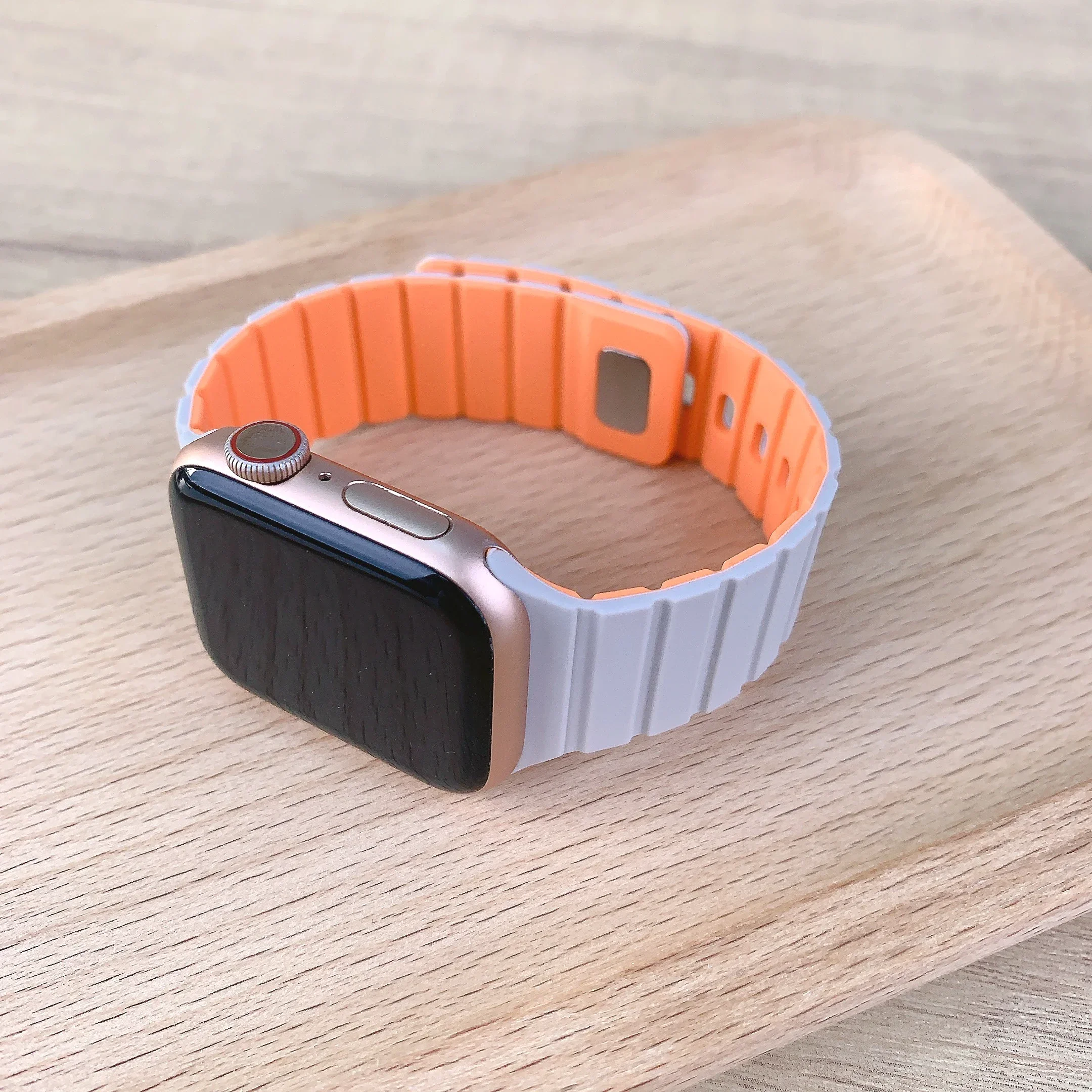 Magnetic Silicone Strap for Ap - đánh giá và giá Smartwatch Apple Watches For Men