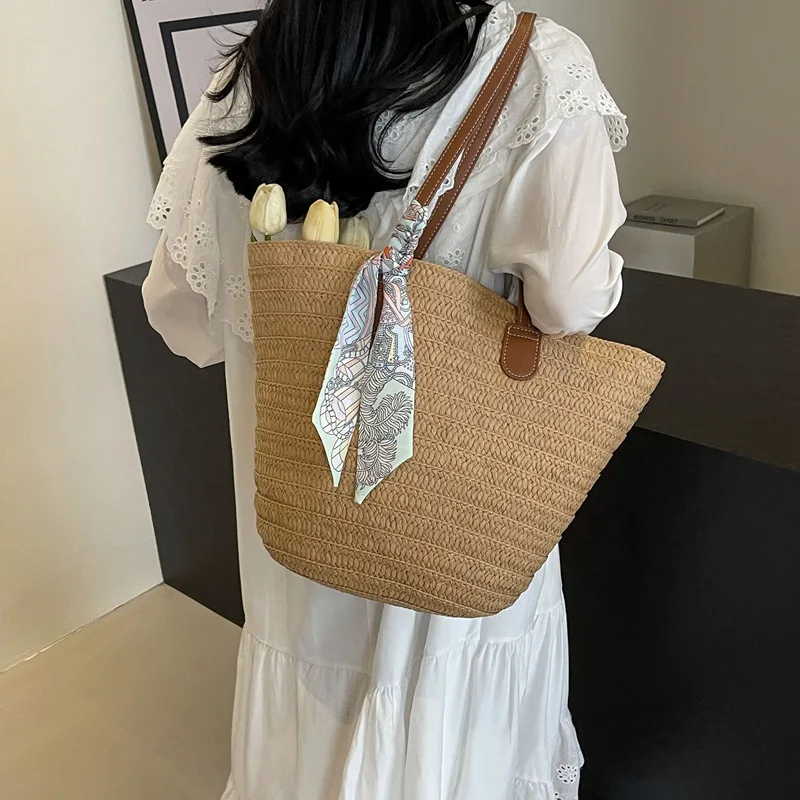 

Korean Style Straw Woven Shoulder Bag Large Capacity New Simple Tote Versatile Beach Boho Purse for Vacation