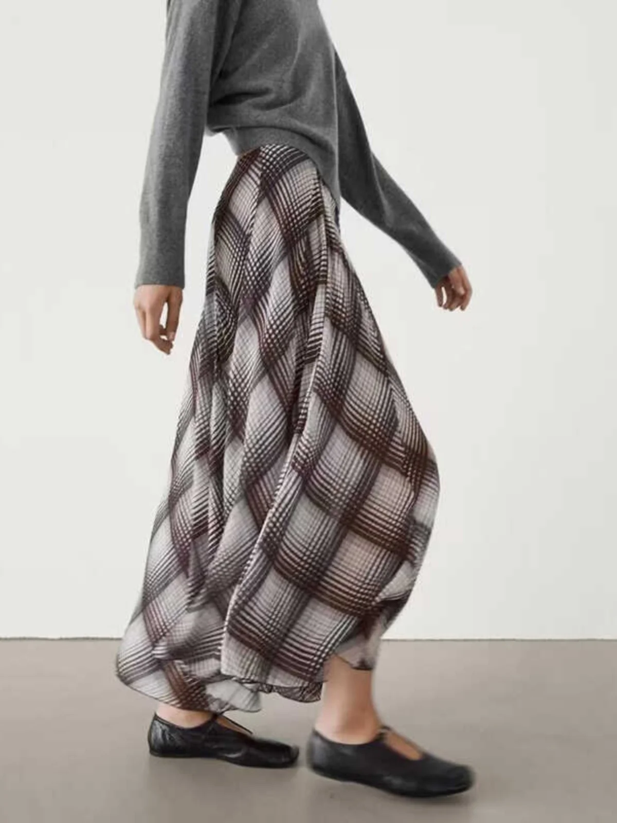 Künstlerischer, lässiger, karierter F-Rock für Damen, Frühling und Sommer, Neuankömmling, drapiert, lockere Passform, Glocken-Bot-Rock, Ci-Pendlerfreundlich