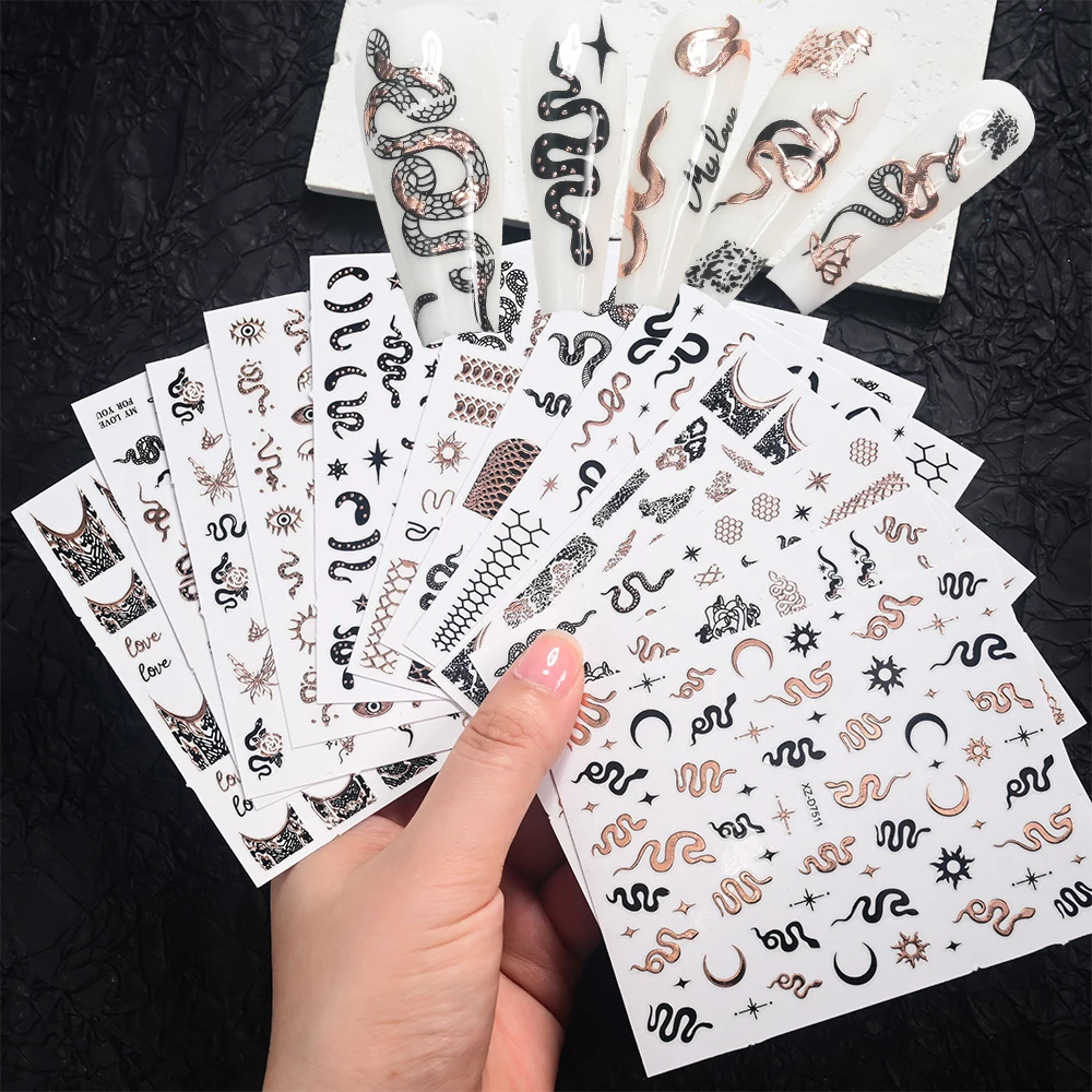 12 pz Hot Stamping Modello Del Serpente Adesivi Per Unghie Hollow Oro Rosa Pelle di Serpente Decalcomanie Per Unghie Di Lusso Serpente Curvo Cthulhu Manicure Decor