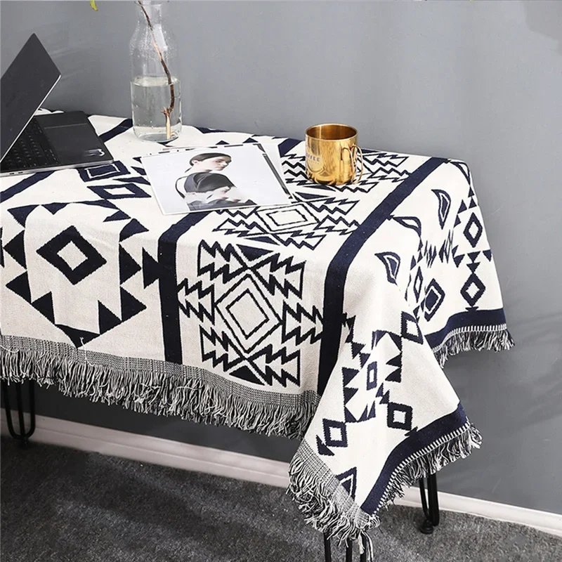 Cotton Throw Blankets for Chair Sofa Bed Black Knitted Geometric Printed Towel Blankets Thick Home Decor Throws 90x90cm