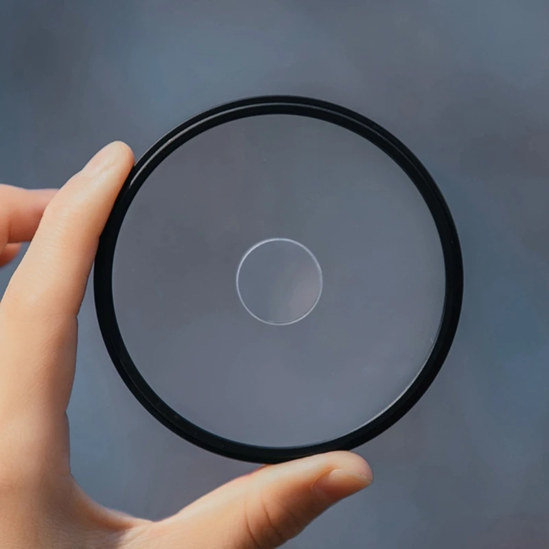 Professional Center Pinhole Filter for Unique Blurring with Clear Center and Soft Edges for Photography and Videography