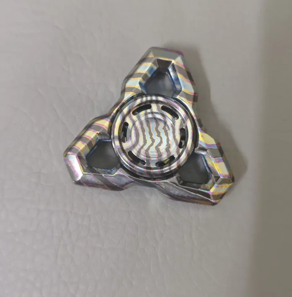 USED EDC 216EDC Zirkuti  fingertip gyroscope Decompression toys