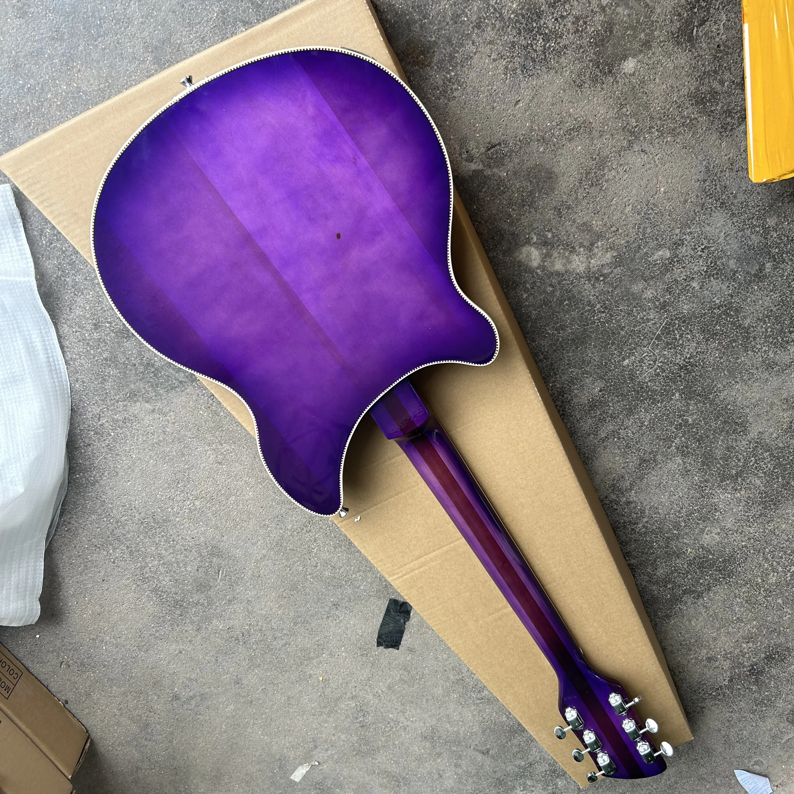 Nueva guitarra eléctrica morada 360, venta al por mayor y al por menor.