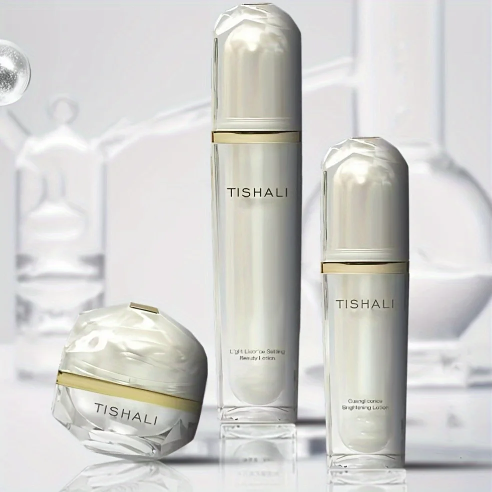 

Увлажняет кожу, снижает внешний вид сухих линий, увлажняет и защищает кожу и увлажняет кожу.