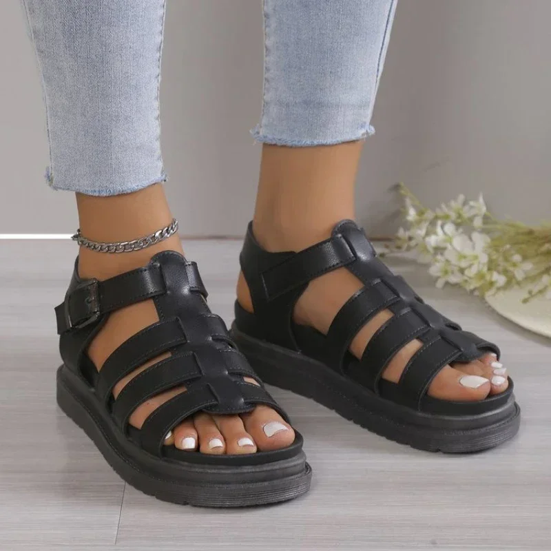 Women Sandals 2023 Summer Toe Buckle Openwork Braided Gears Platform Sandals Female PU Leather Roman Beach Black Hollow Shoes