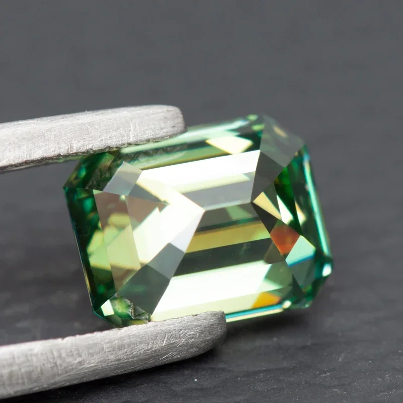 Moissanite Stone Natural Colour Emerald Cut Yellow Green Color VVS1 with GRA Certificate Gemstone Charms Jewelry Making Material