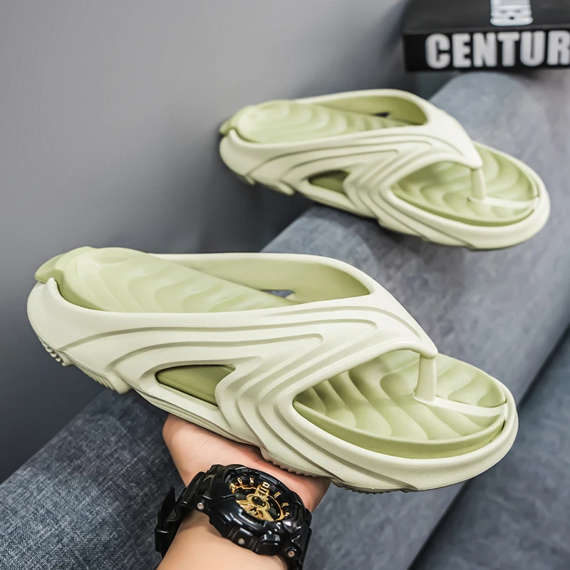 

Men's Flip-Flops for Summer Beach Wear, Beach Sports Sandals, Thick-Soled Sandals