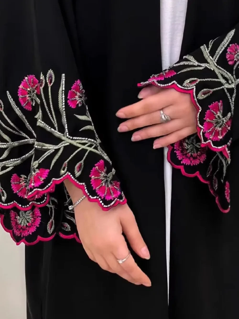 عباية نسائية للعيد فستان حفلات مطرز عبايات إسلامية سترة جلابية فساتين رمضان فيستدو لارغوس قفطان رداء عربي طويل 2026 #4