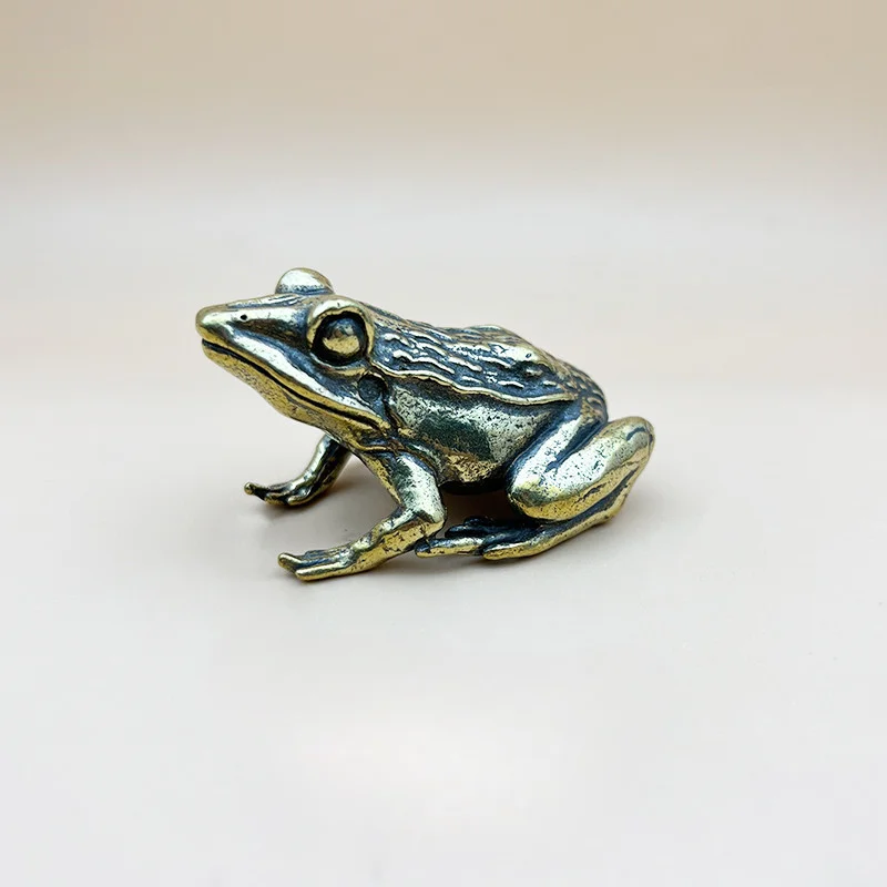 

Brass Retro Creative Pond Frog Small Decoration Solid Wrinkled Skin Frog Tabletop Tea Pet Hand Piece Craft Gift