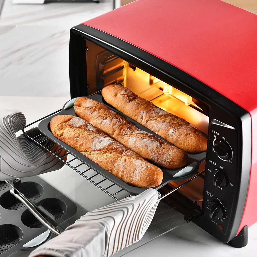 Thumbnail 2 - #5 Compare Roasting Pans Before You Buy