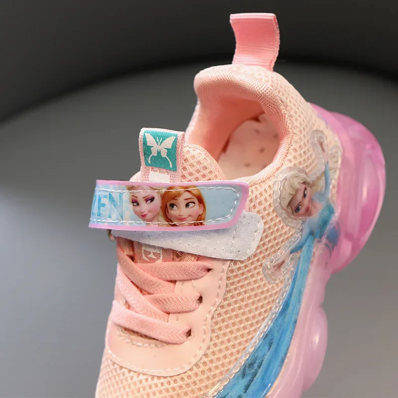 Disney LED Casual Sneakers per ragazze estive Frozen Elsa Princess Print Mesh scarpe traspiranti scarpe antiscivolo illuminate per bambini