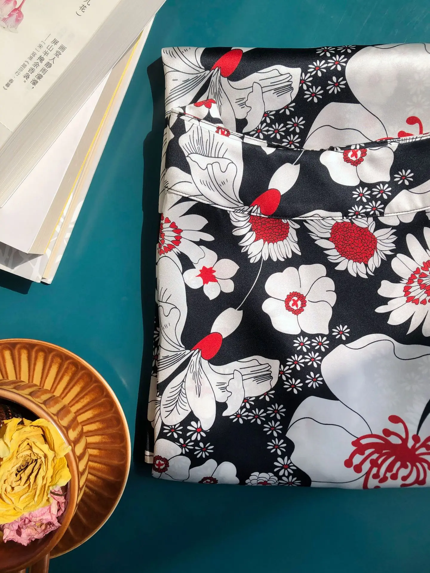 BirdTree-ผู้หญิง 16 มม.100% ผ้าไหมElegantกระโปรงเอวยางยืดพิมพ์ดอกไม้,โรแมนติกRetro Retro Partyกระโปรง,2025 ฤดูร้อนB57429CC