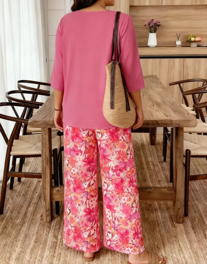 Abito Boho Chic taglie forti: camicetta elegante con maniche fluide e palazzos floreali, set da salotto alla moda da donna per gita