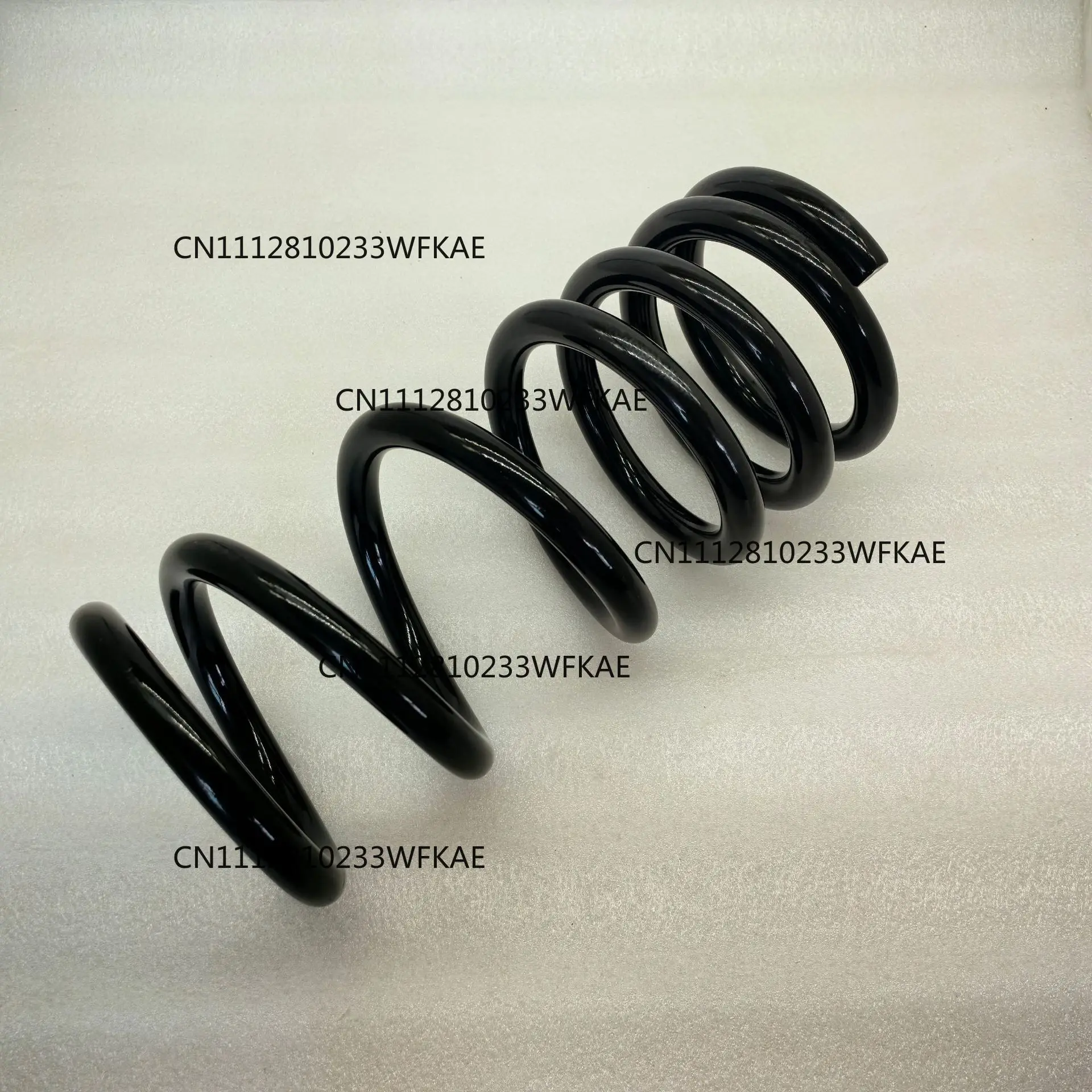 48231-08011 Rear suspension spring for Toyota Senna Sienna 2011-2014