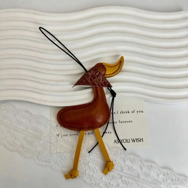 Kreativer Schal-Enten-Entenküken-Autoschlüsselanhänger aus PU-Leder, Taschenanhänger, Autoschlüsselanhänger-Dekoration – Detail 7