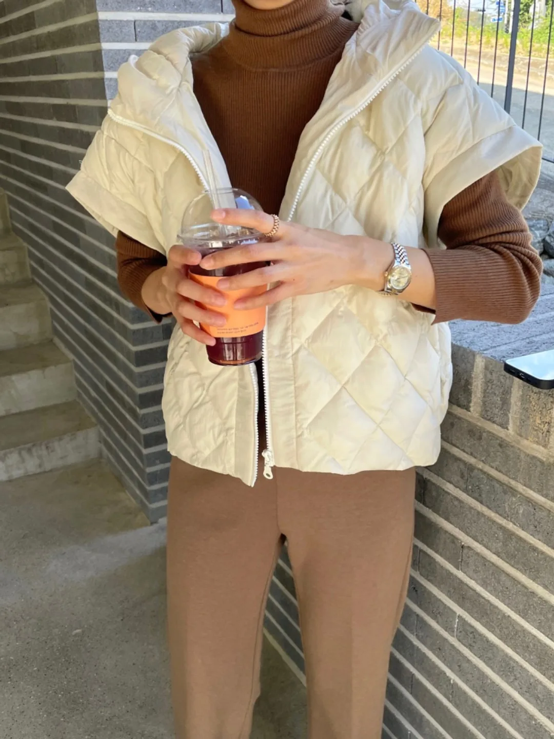 

Loose Fit Hooded Svel Vest Jaet Women's Faion Autumn Winter New Sle Dongda Gate High Collar Double Button Pure Color