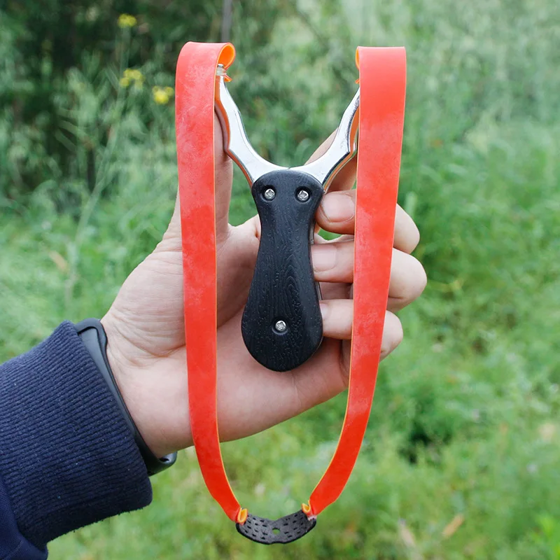 

New The High-precision Alloy Folding Flat Leather Slingshot Is A Powerful Portable and Detachable Outdoor Sports Hunting Tool