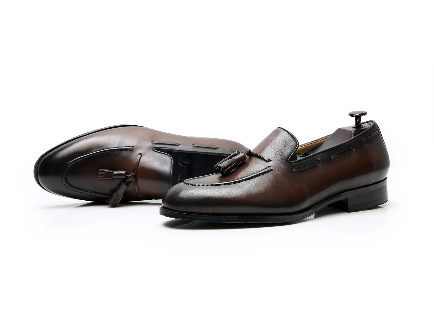 Luxury Classic Style Tasseled Genuine Leather Set Foot Men\'s Shoes Loafers