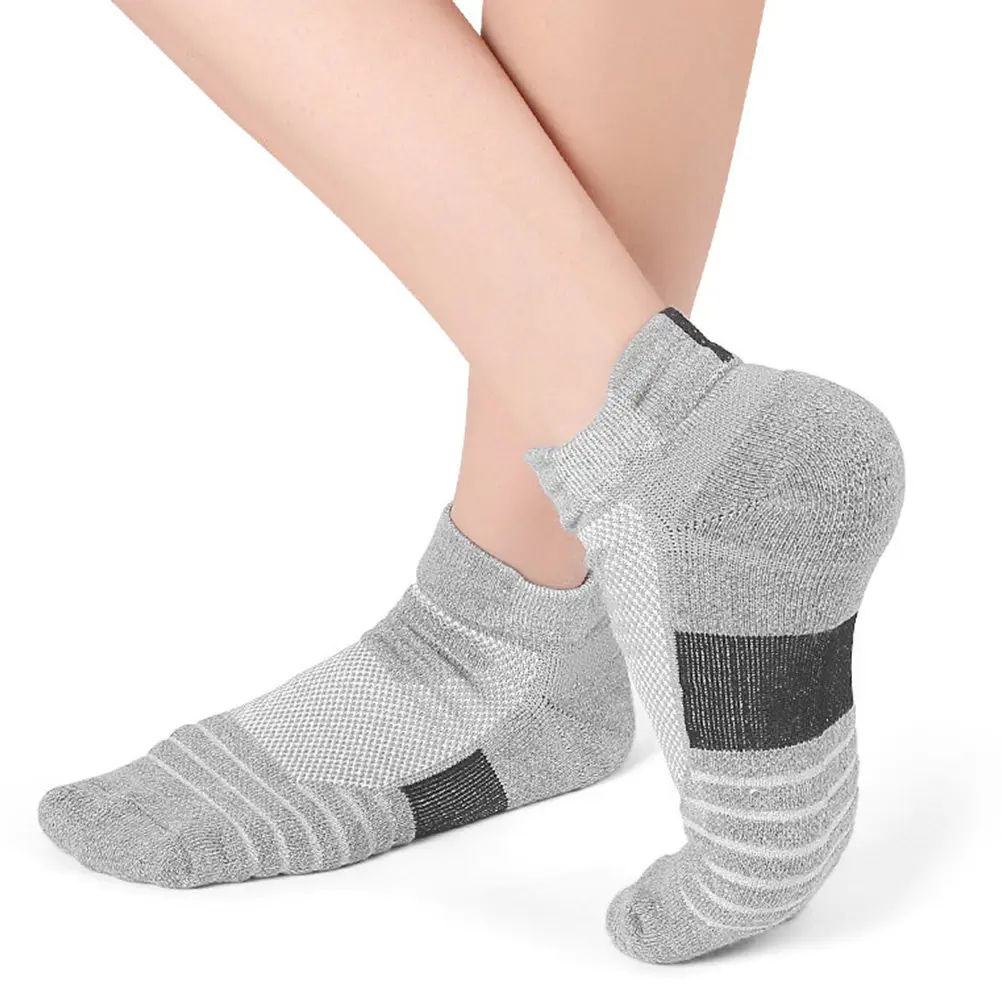 

2Pairs Running Sports Socks Breathable Elastic Casual Socks Suitable for Jogging Cycling Daily Wear Fitness Training