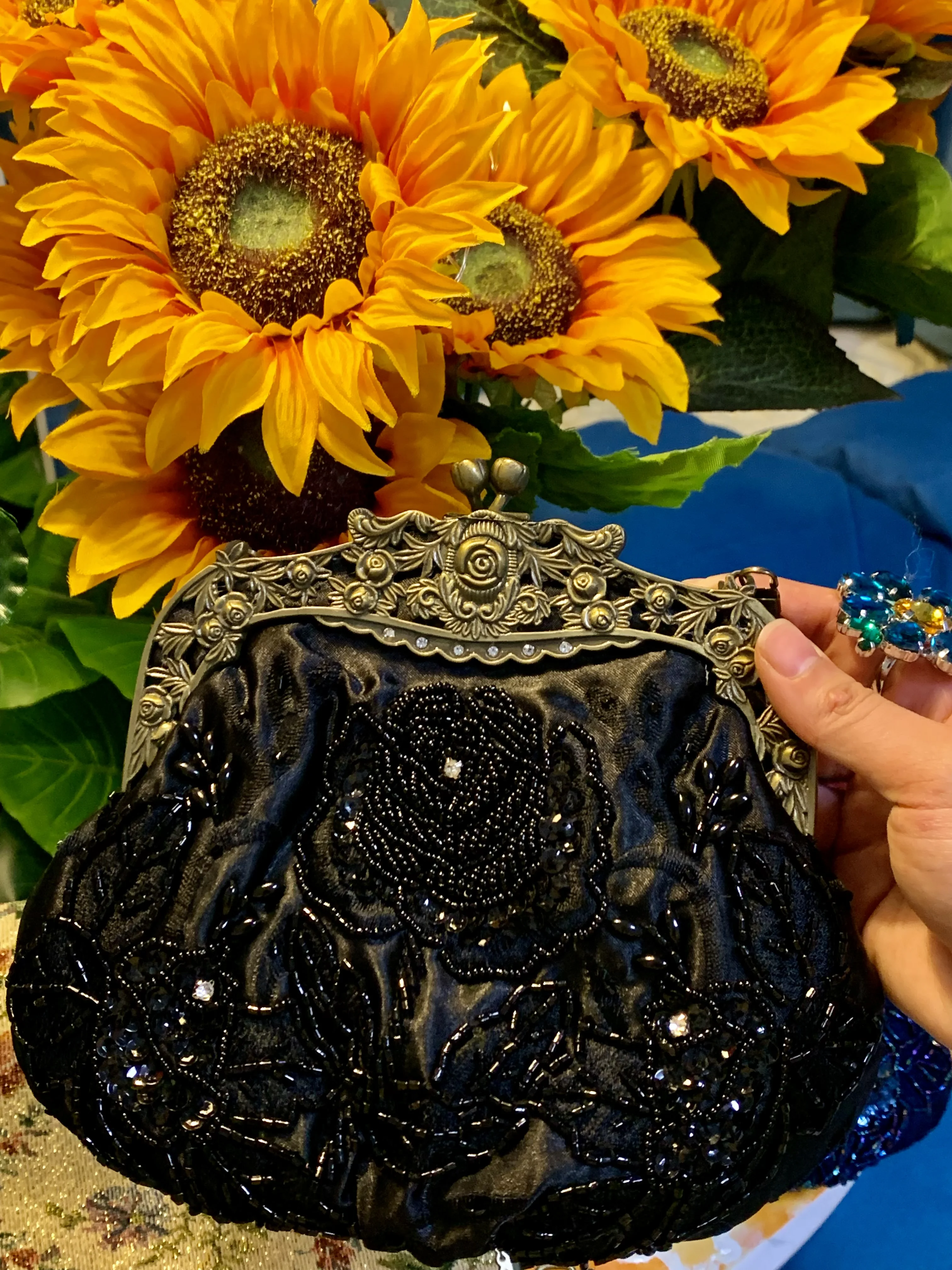 Lost in Vintage Evening Handbag Beading Stones Gold Rose Fram Clutch Purse with the 2 Detachable Removalbe Shoulder Chain Party