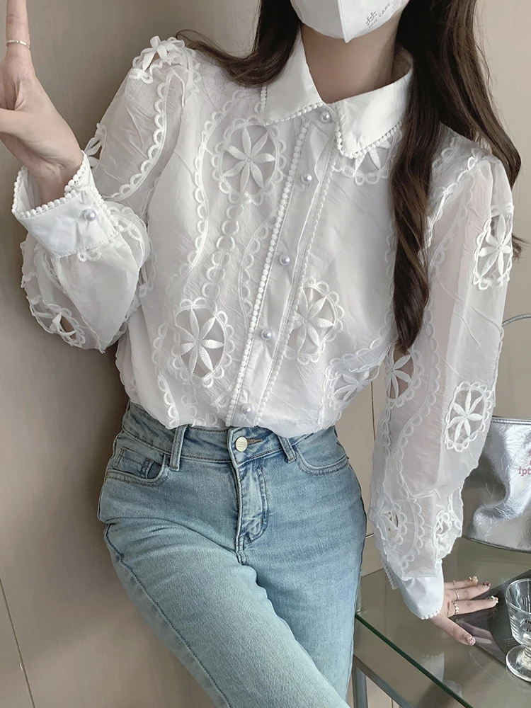 Spring Autumn Hollow Out White Shirt Women Clothing Palace Style Embroidery Lace Fairy Flower Blouse Lantern Sleeve Lace Shirts