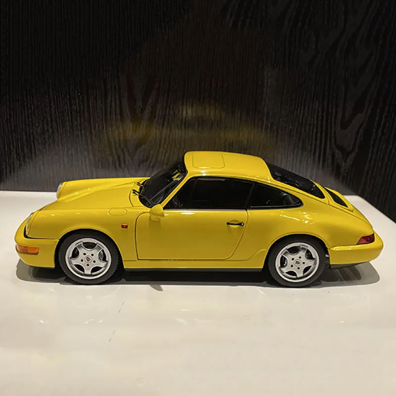 Norev original 1:18 carrera4 simulation alloy car Model car accessories yellow