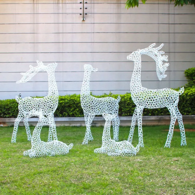 

Lawn outdoor hollow sika deer sculpture is a luminous garden landscape sketch wrought iron stainless steel ornament