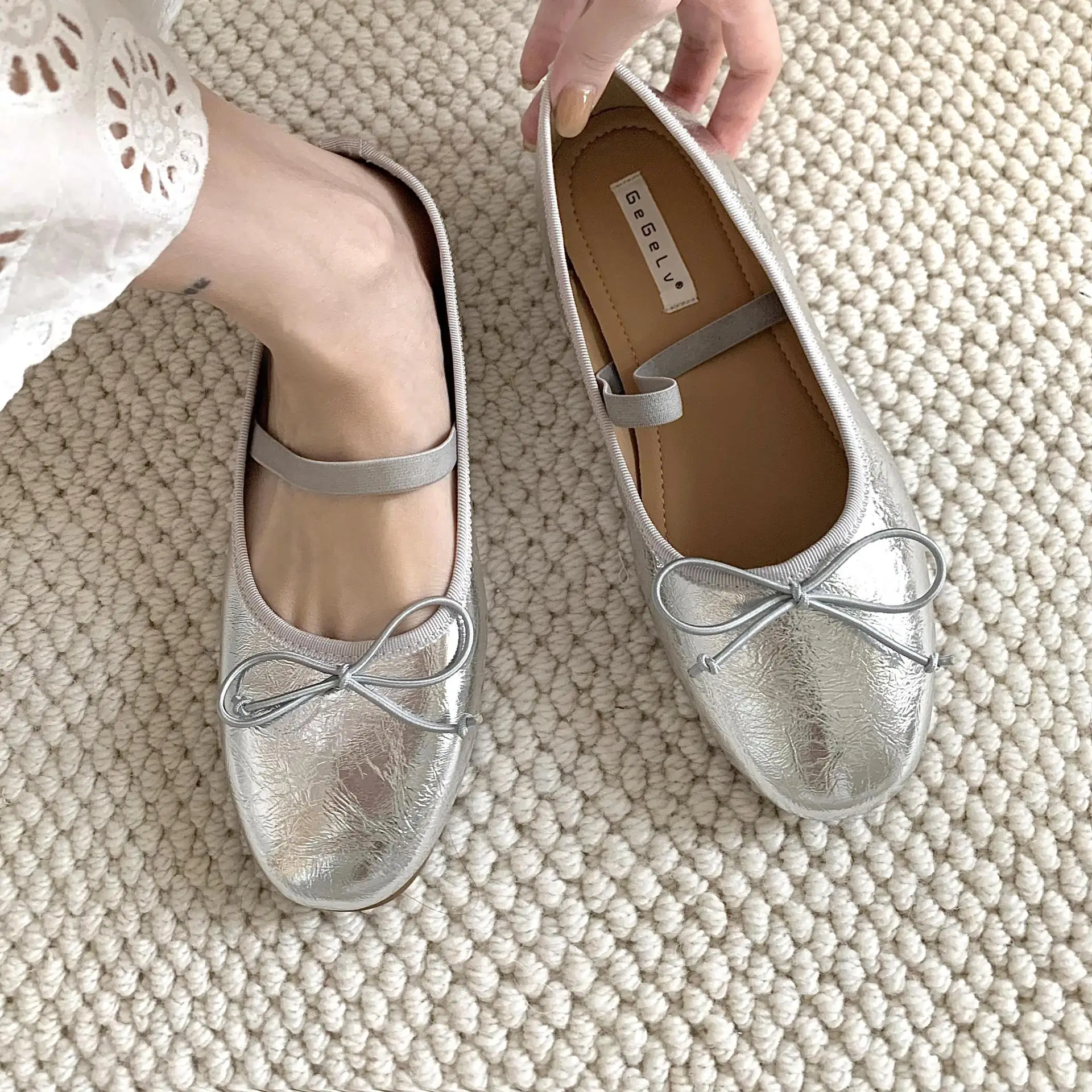 

IPPEUM Silver Ballet Flats Women Summer Round Toe Mary Janes Shoes Bow Ballerinas Zapatos Mujer