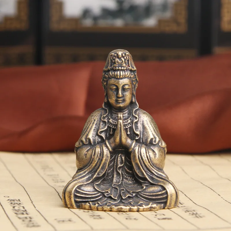 

Vintage Pure Brass South Sea Guanyin Bodhisattva Desktop Ornament Worship God Statue Craft Collection Old Copperware Whol